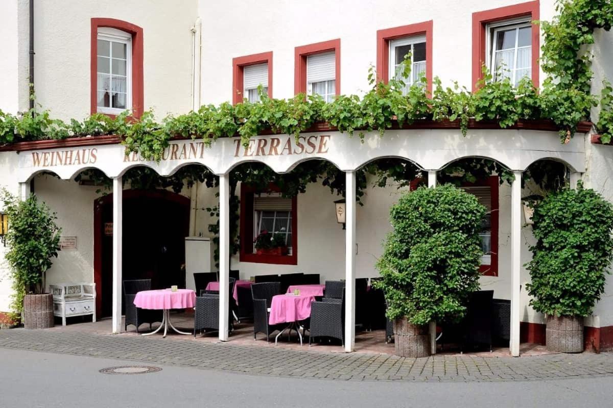 Weinhaus Hotel Zum Josefshof Graach Exterior photo
